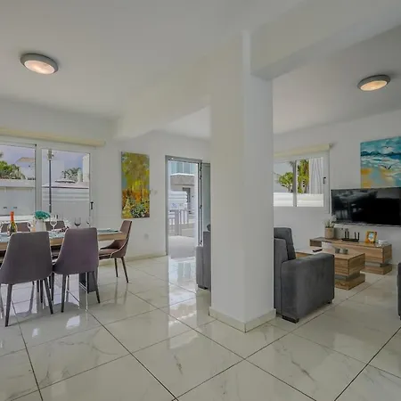 Nissi 19 With Private Pool